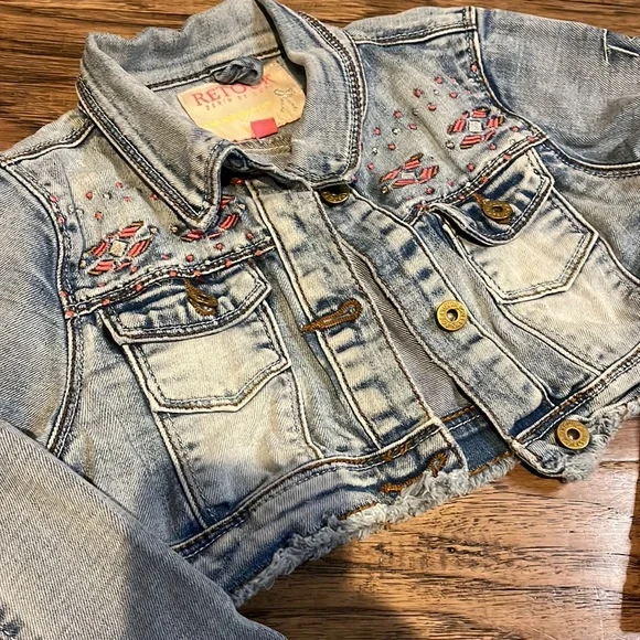 Retour girls Dutch cropped denim embroidered jacket size 6 - Picture 2 of 7